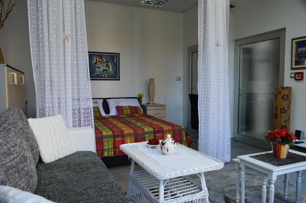 Studio Two Roses Apartment Split Luaran gambar