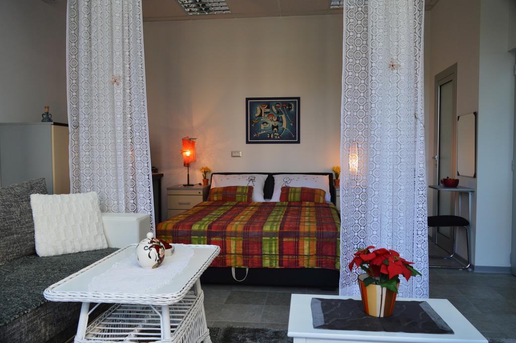 Studio Two Roses Apartment Split Luaran gambar