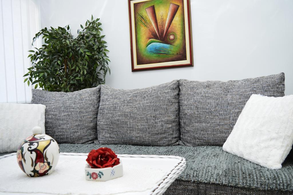 Studio Two Roses Apartment Split Luaran gambar