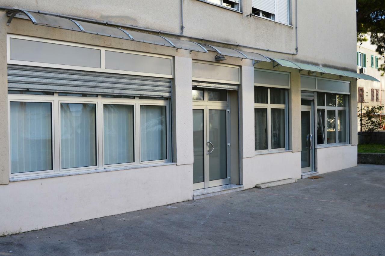Studio Two Roses Apartment Split Luaran gambar