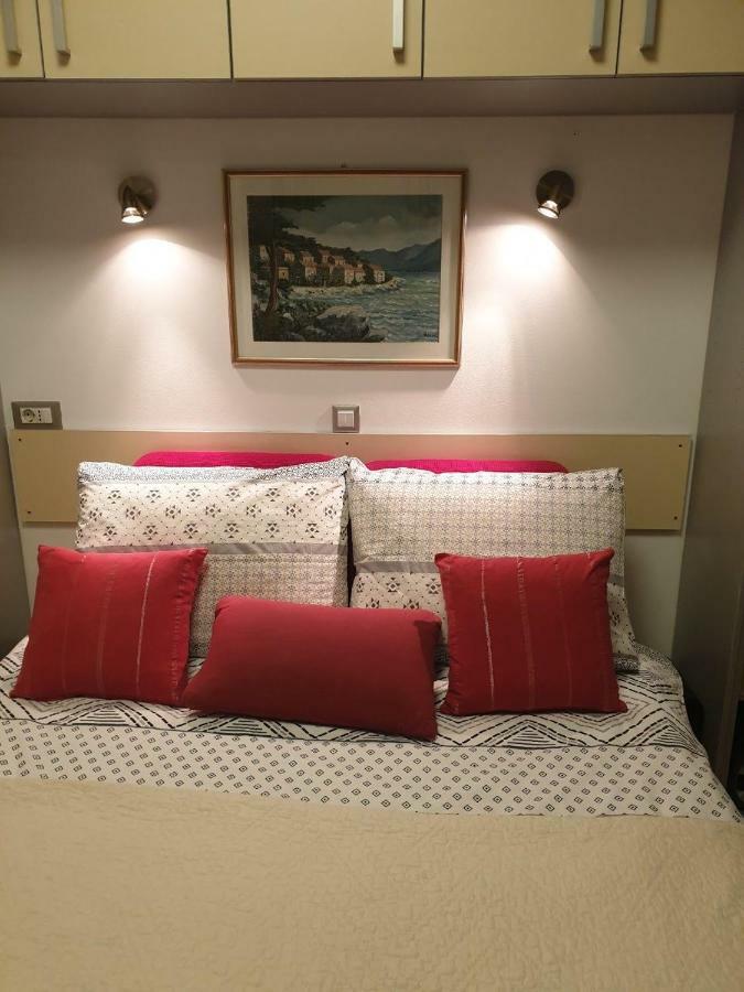Studio Two Roses Apartment Split Luaran gambar